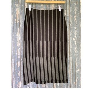 Joseph Ribkoff pencil skirt